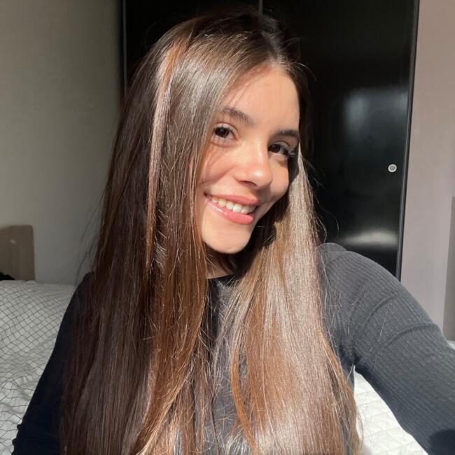 Babysitter in Lyon: Lili-rose