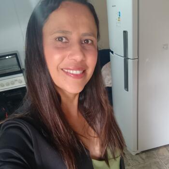 Babysitter in São Carlos: Edilaine
