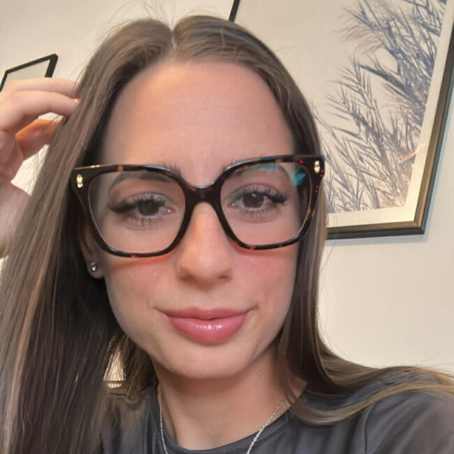 Bébiszitter Sopron területén: Regina