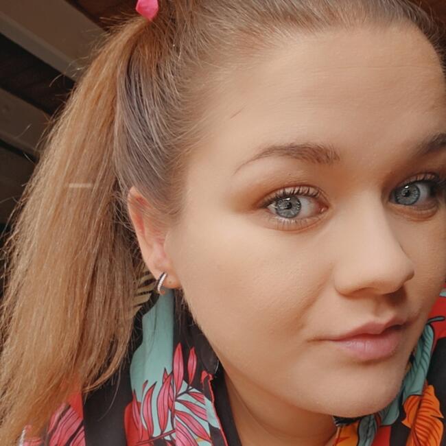 Babysitter in Wierre-Effroy: CELESTINE