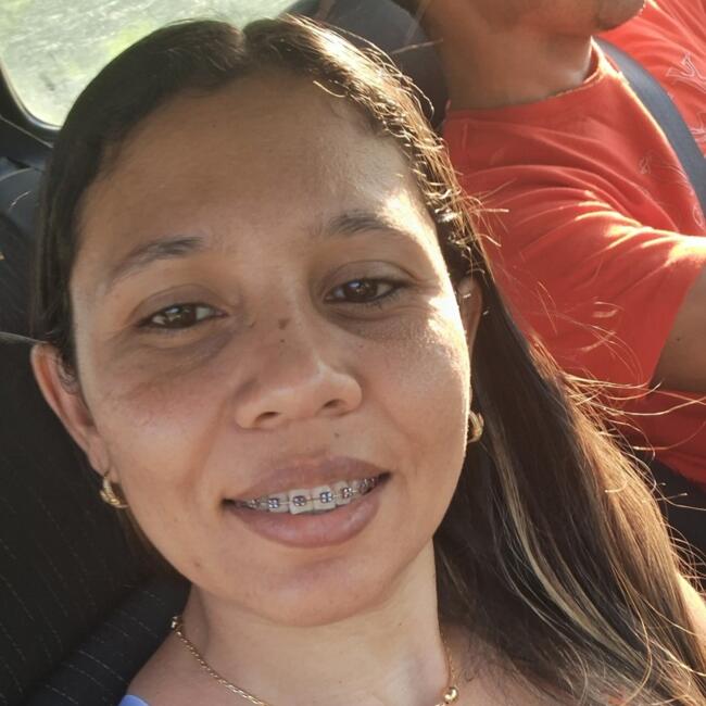 Babá em Goiânia: Marcicleia