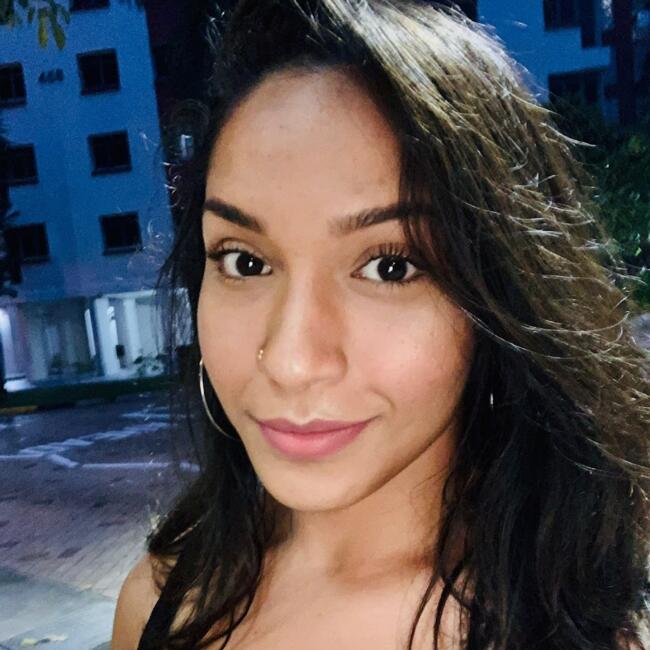 Babysitting job in Singapore Island: Shakila