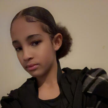 Babysitter in Paris: Sarah