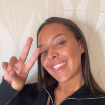 Baby-sitter Bordeaux: Adraa