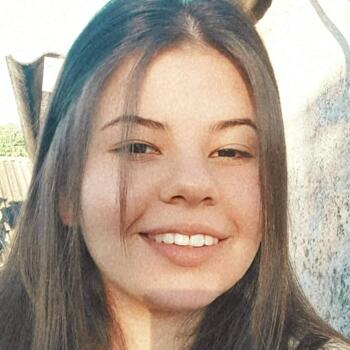 Babysitter in Paranaguá: Maria Leticia