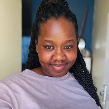 Babysitter in Midrand: Mmboneni