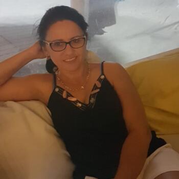 Babysitter in Genk: Mihaela