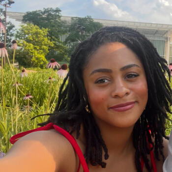 Babysitter Chicago: Janel