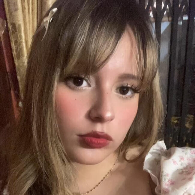 Babysitter in Guayaquil: Mia