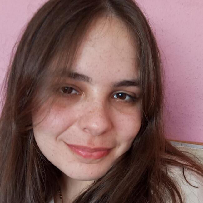 Bébiszitter Eger területén: Enikő