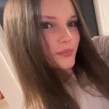 Niñera en Canberra: Lily