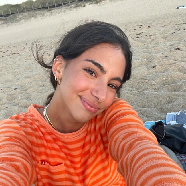 Babysitter em Porto: Cláudia