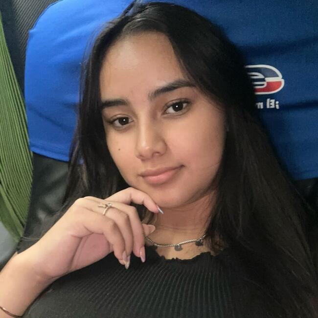 Babysitter in Ciudad del Libertador General San Martín: Yanina Mendoza