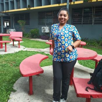 Niñera Sabanitas: Delia