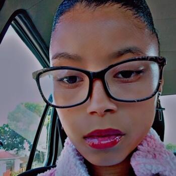 Babysitter Port Elizabeth: Cleresss