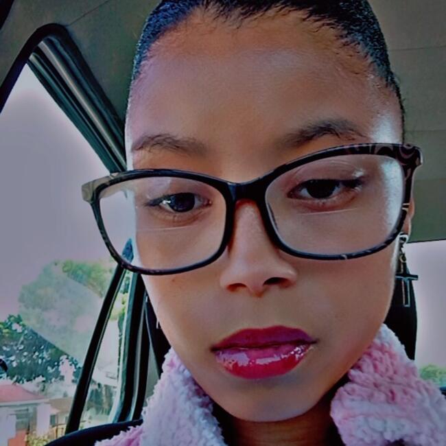 Babysitter in Port Elizabeth: Cleresss