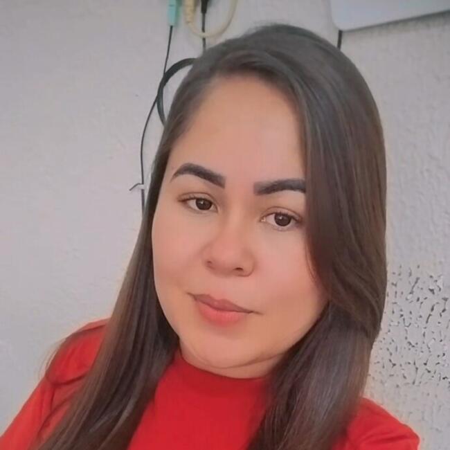 Emprego de babá em Goiânia: Deisy