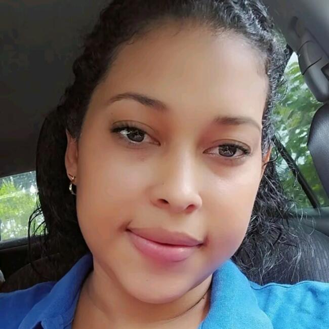 Niñera en Burunga: Flor