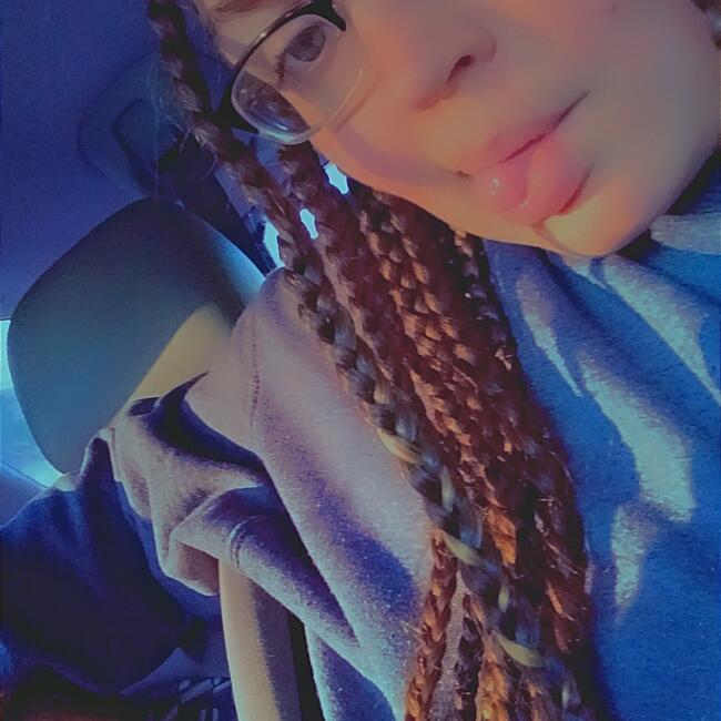 Babysitter in Deltona: Raeona