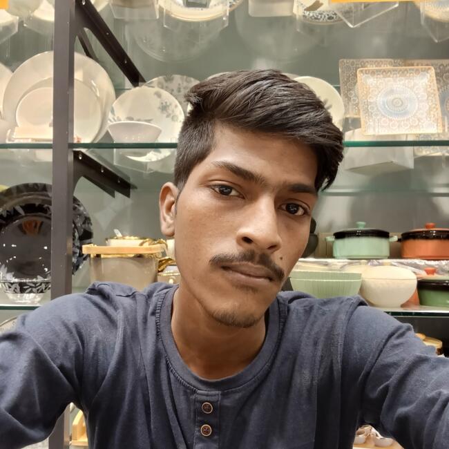 बम्बई में बेबीसिटर: Aditya