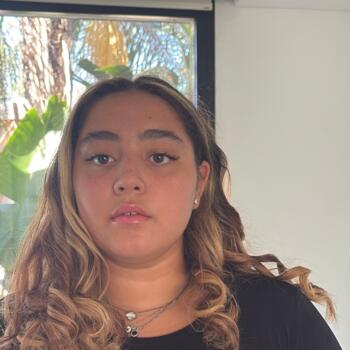 Babysitter in Tigre: Mora