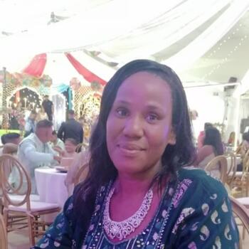 Babysitter Durban: Thobile angel