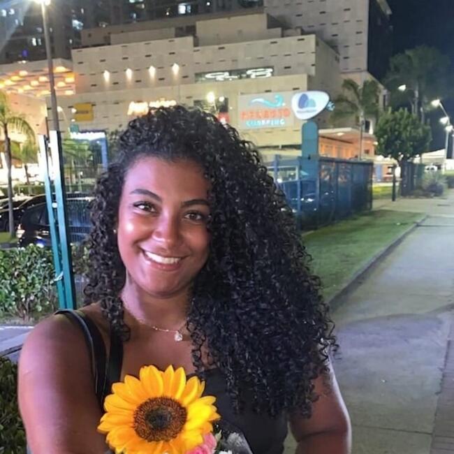 Babá em Rio de Janeiro: Lívia