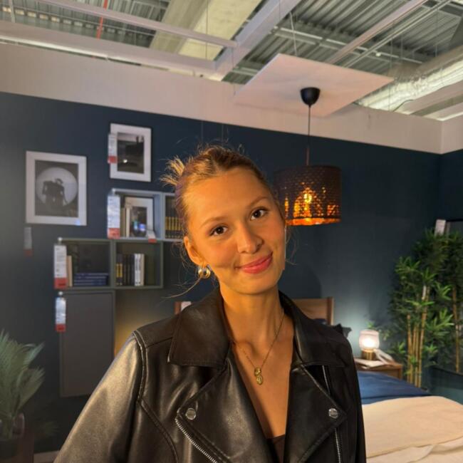 Childminder in Faro: Mariangely