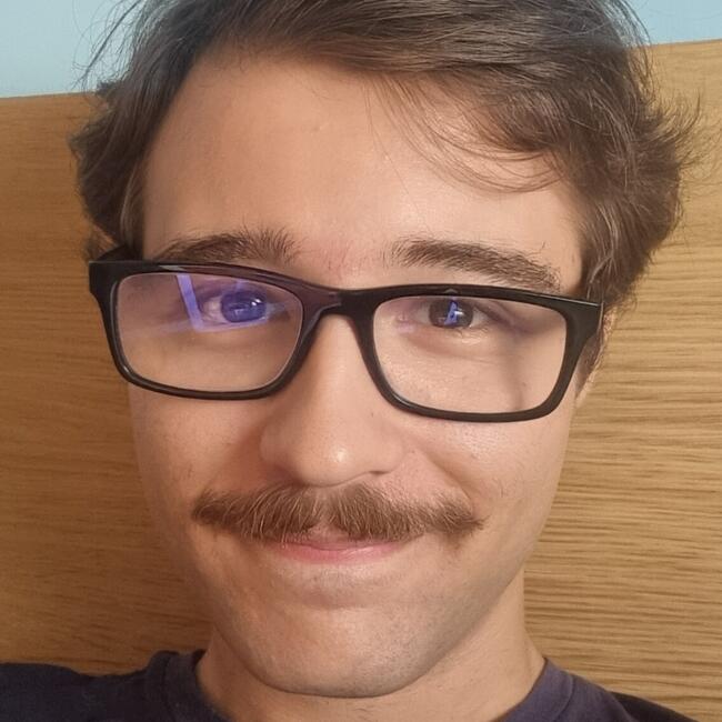 Babysitter in La Ciotat: Lorenzo