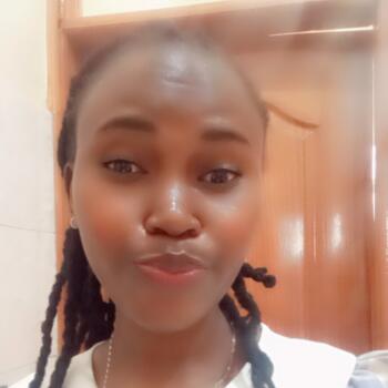Babysitter in Nairobi: Olive
