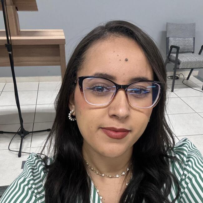 Babysitter in São Paulo: Thais