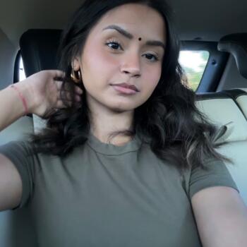 Babysitter in Harrisburg: Jinesha