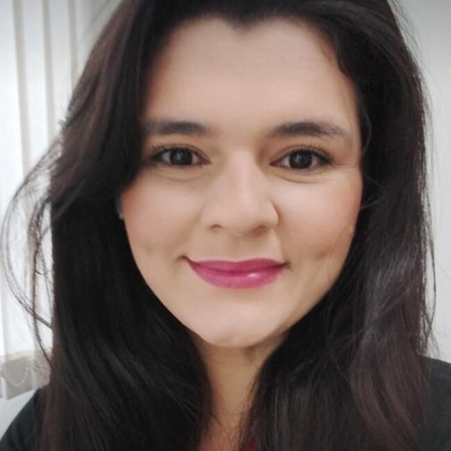 Babysitter in Goiânia: Lidiane