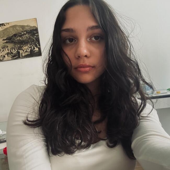 Babysitter in Nice: Kheira