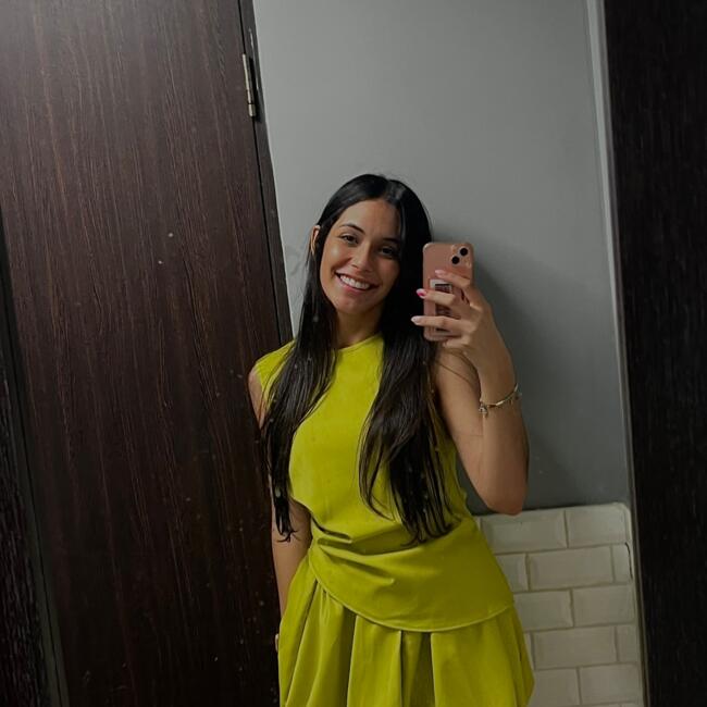 Babysitter in Río: Ariana