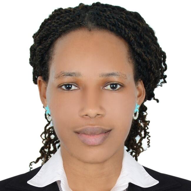 مربية أطفال في دبي: Namuli