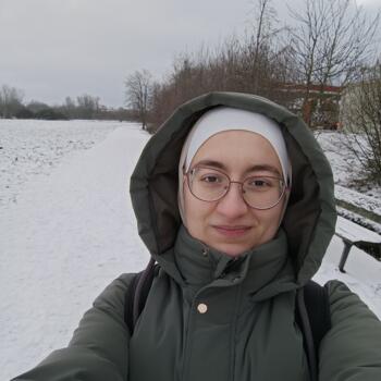 Babysitter Hautcharage: Mariam