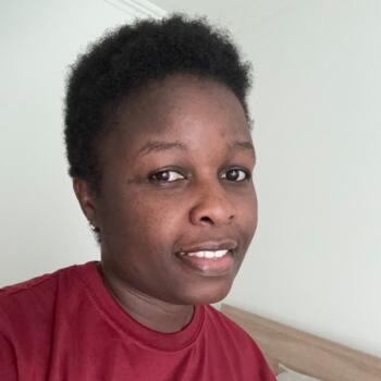 Babysitter in Arada: Pauline