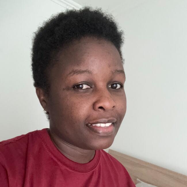 Babysitter in Arada: Pauline