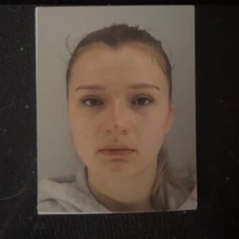Babysitter in Meudon: Alécya
