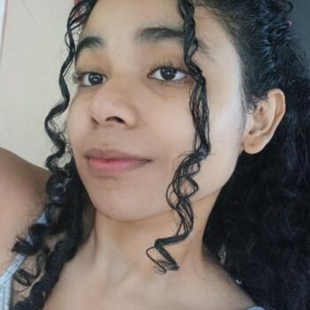 Babysitter Panama City: Ana