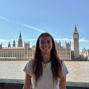 Babysitter in Boulogne-Billancourt: Pauline