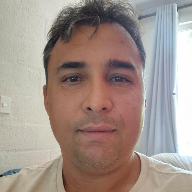 Emprego de babá em Brasília: Francisco