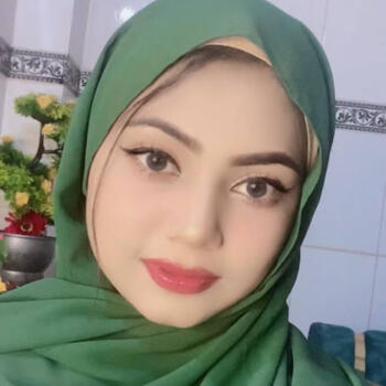 Babysitter in Al Wakrah: Rupa