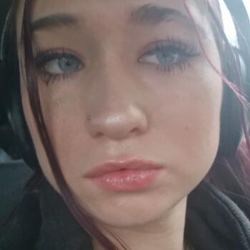 Babysitter in Newport Pagnell: Courtney