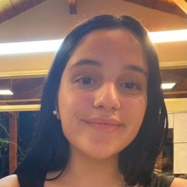 Babysitter in Moreno: Fiorella