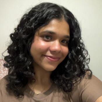 Babysitter in Asnières-sur-Seine: Varshitha