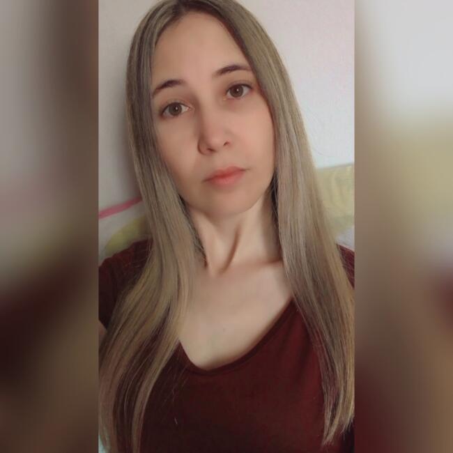 Emprego de babá em São José dos Pinhais: Paola
