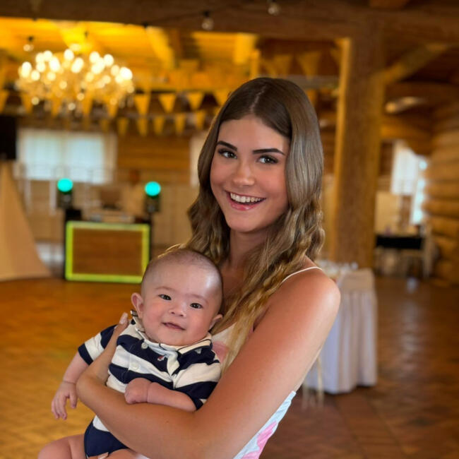 Babysitter in Tuam: Gabi
