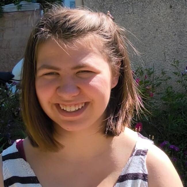 Babysitter in Lézignan-Corbières: Laura